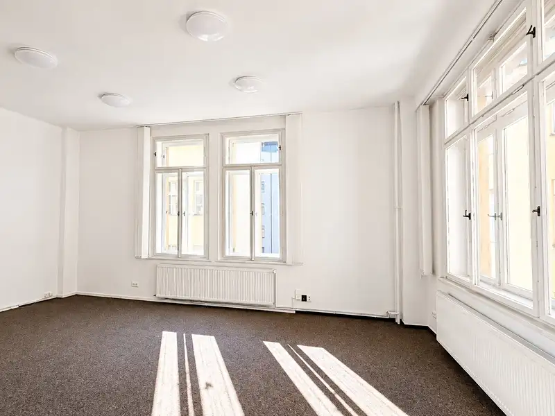 Pronájem, Komerční, 31 m²